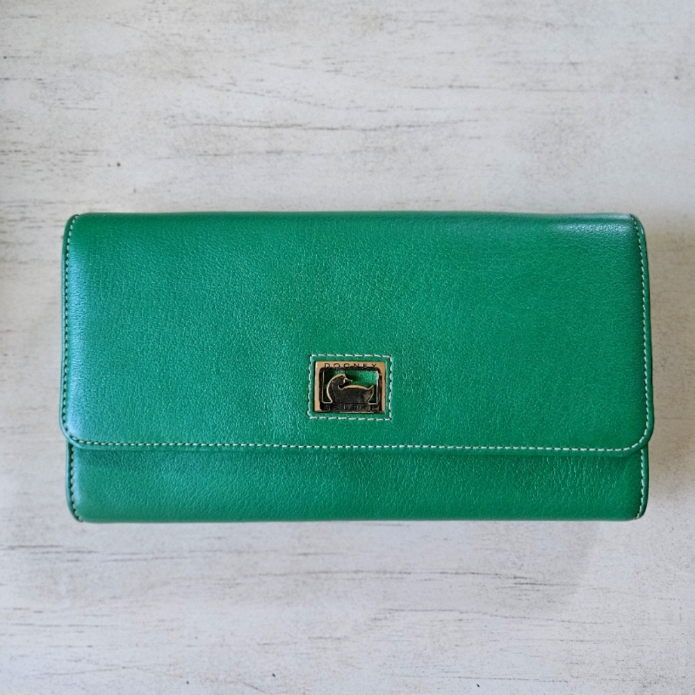 Dooney & Bourke Green Leather Crossbody